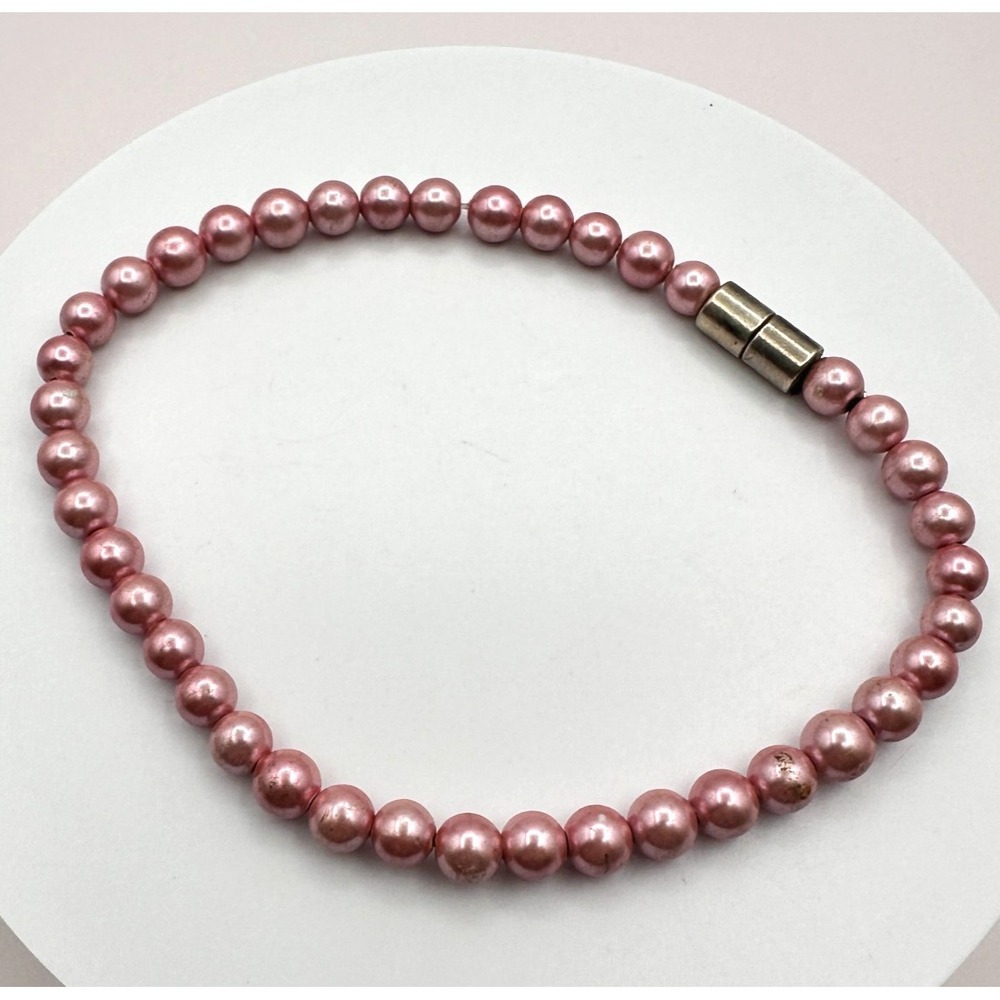Vintage Y2K Pink Faux Pearl Bracelet Magnetic Clasp Beaded Feminine Cottagecore